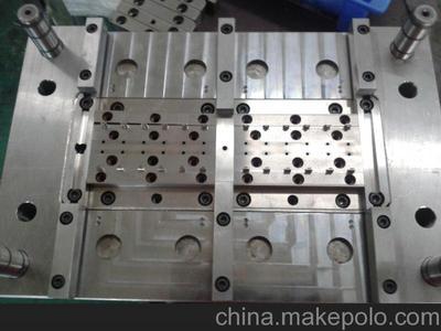 塑膠模具與五金模具 圖片、分類與東莞業勤的應用